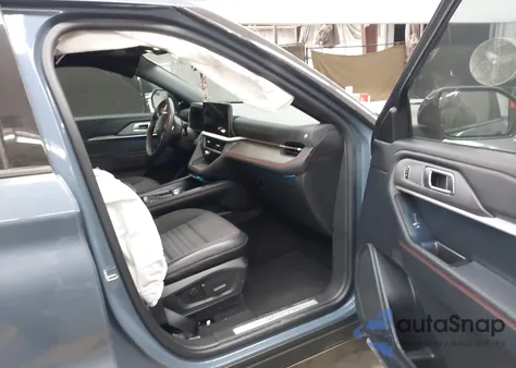 2025 Ford Explorer St-Line z USA, uszkodzony, nr VIN 1FMUK7KH8SGB98176